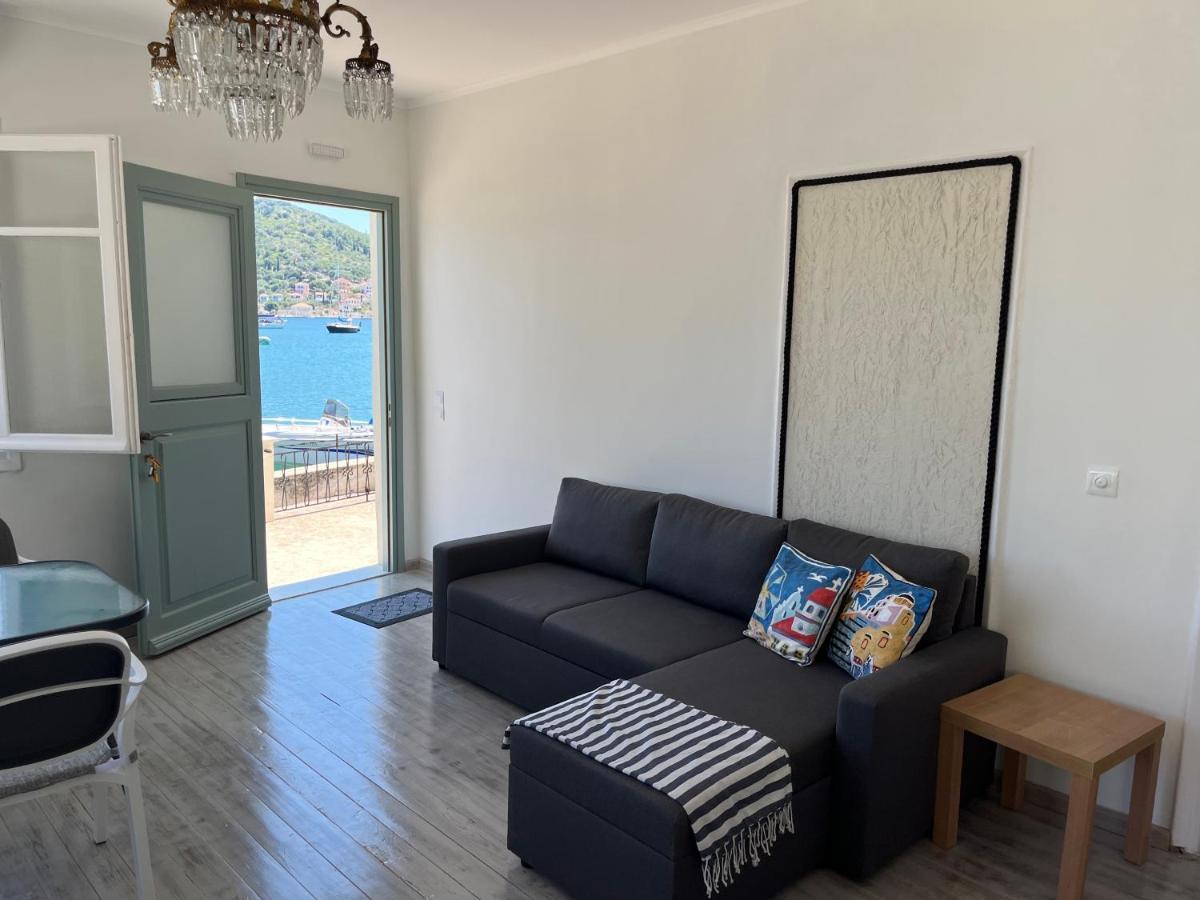 Modern Cottage On The Sea Vathy  Luaran gambar